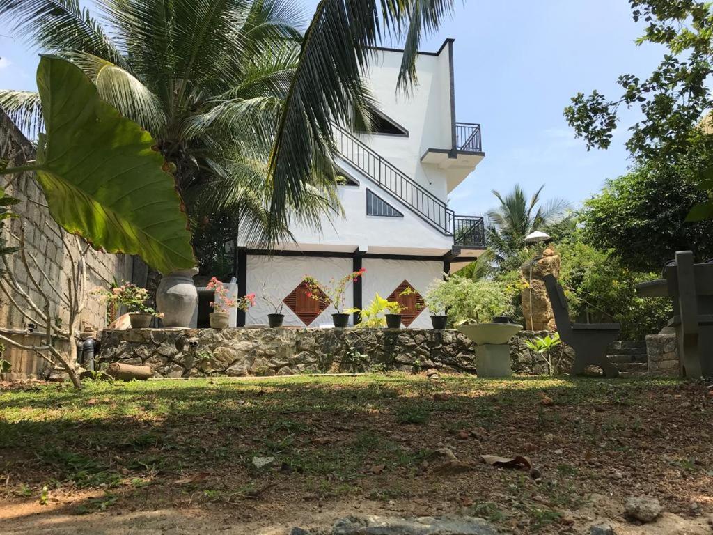 Peaceful Green Villa Unawatuna Exterior photo