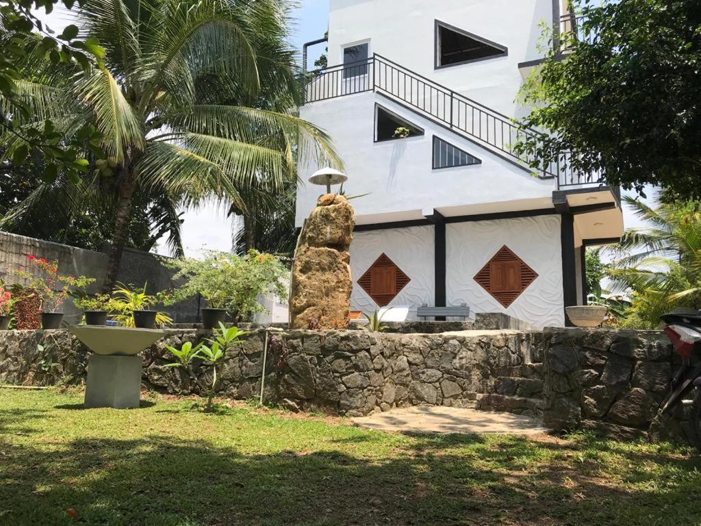 Peaceful Green Villa Unawatuna Exterior photo